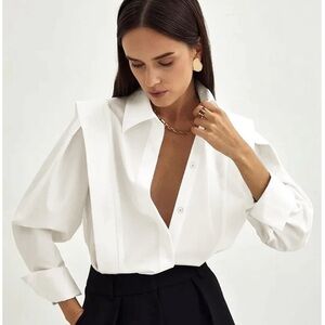 Commense NWT White Oversized Button Down Shirt with pleat detail